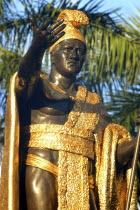 Honolulu. King Kamehameha statue wearing gold draped cloth and hat