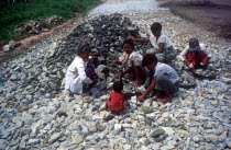 Enforced child labour along the road to Pegu from Taukkyan.