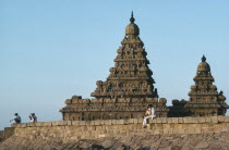 Shore temple built in the late seventh century during the reign of  Rajasimha.  Mahabalipuram