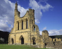 Exterior view of the Abbey ruins.
