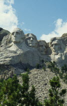 National Memorial with carved faces of former presidents Washington  Lincoln  Jefferson and Roosevelt.