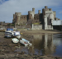 Conway Castle - boats