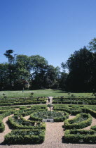 Castel  Saumarez Park. Formal topiary display.