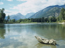 Leavenworth. The Cascade Mountain Range seen from Wenatchee River.