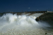 Water outflow with gushing water