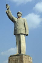 Mao Zedong statue.