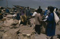 Market on shores of the River Niger.