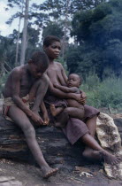 Mbuti pygmy family.Zaire Congo  Nomadic forest dwelling Twa people