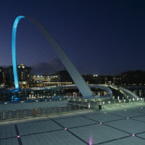 The new Millennium Footbridge illuminated at night.