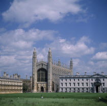 Kings College chapel with view of exterior from The Backs.