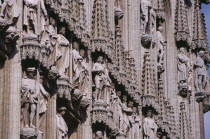 Grand Place.  Hotel de Ville  detail of facade decorated with statues representing the Dukes and Duchesses of Brabant. Stadhuis15th Century  Stadhuis15th Century