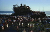 Crowds gathered at Hindu temple for festival.