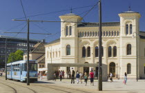 City centre tram in front of the Nobel Peace Centre on Aker Brygge.NorwaytravelScandinaviaOslocapitalNobel Peace CentreCenter Noreg Norge Northern Europe Norwegian