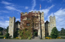 Hever Castle.TravelTourismHolidayVacationExploreRecreationLeisureSightseeingTouristAttractionTourDestinationTripJourneyHeverCastleCastlesEdenbridgeKentEnglandGreatBritainUnited...