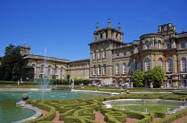 Blenheim Palace. Fountain  garden and visitors in upper water terrace.TravelTourismHolidayVacationAdventureExploreRecreationLeisureSightseeingTouristAttractionTourBlenheimPalaceWoodstoc...