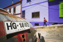 Close-up of an old car.TravelTourismLatin AmericaChileSouth AmericaUNESCO World Heritage SiteValparaisoAncientAbandonedAmerican Automobile Automotive Cars Chilean Hispanic Latino Motorcar Au...