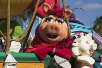 Walt Disney World Resort. Disney MGM Studios. Miss Piggy character from The Muppets in the Stars and Motor Cars Parade.TravelTourismHolidayVacationExploreRecreationLeisureSightseeingTouristA...
