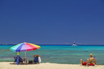 Waikiki Beach.American North America Pacific Islands Polynesia United States of America Many Islands Polynesian Beaches Resort Sand Sandy Seaside Shore Sunbather Tourism Tourists Travel American Nor...