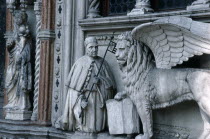 Doges Palace.  Palazzo Ducale Porta Della Carta  detail of stone carvings.