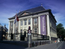 Mauritshuis art gallery building