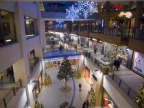 Victoria Square shopping centre decorated for Christmas.Beal Feirste Center Cultural Cultures Eire European Irish Northern Europe Order Fellowship Guild Club Republic Xmas Ireland Poblacht na hirean...