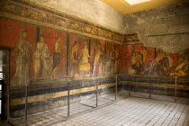 Some very well preserved frescoes in the Villa Of MysteriesArt Frescoes Romans Volcanoes Ancient Cities European Italia Italian Pompei Southern Europe