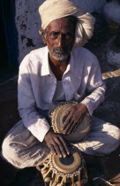 Tabla playerPercussion InstrumentDrumsAsia Asian Bharat Inde Indian Intiya Old Senior Aged One individual Solo Lone Solitary 1 Single unitary