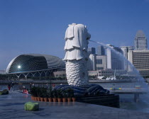 The Merlion statue at the Merlion Park river entrance.Asian Singaporean Singapura Southeast Asia Xinjiapo