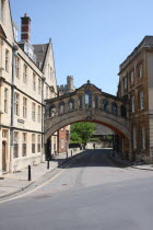 Hertford Bridge  Hertford College  commonly known as the Bridge of Sighs.Bridge of Sighs  Library  Oxford  University  College  alley  alleyway  architecture  beautiful  Great Britain  building  city...