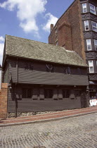 The Paul Revere House in North Square.TravelTourismHolidayVacationExploreRecreationLeisureSightseeingTouristAttractionTourDestinationTripJourneyDaytripPaulRevereReveresReveresHouse...