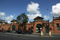 St Georges Market on a busy friday morning  busy with shoppers.Beal Feirste Eire European Irish Northern Northern Europe Republic Ireland Poblacht na hEireann Blue