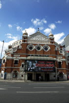 Great Victoria Street  The Grand Opera House opened in 1895  designed by Frank Matcham. First building in city to be listed as of historical and architectural importanceBeal Feirste Eire European Iri...