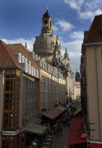 Nuemarkt  View over Muzgasse towards the Frauenkirche from the Bruhlscher Terrasse.Destination Destinations Deutschland European History Holidaymakers Sachsen Tourism Tourist Western Europe Saxony Si...