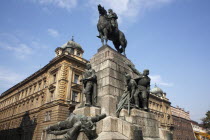 Poland, Krakow, Grunwald Monument by Marian Konieczny, original by Antoni Wiwulski was destroyed in WWII, on Matejko Square. Equestrian figure of King Wladyslaw Jagiello with the standing figure of Li...