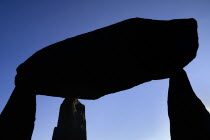 Ireland, County Down, Mourne Foothills, Legananny Dolmen, feature of the Neolithic Age 5000 years ago.