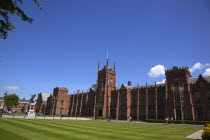 Ireland, Northern, Belfast, Queens Quarter, Queens University main building, designed by architect Charles Lanyon.