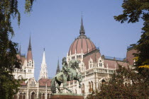 Hungary, Pest County, Budapest, equestrian statue of Francis II Rakoczi, leader of the Hungarian uprising against the Habsburgs 1703 to 1711 outside the Parliament Building.