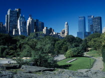 USA, New York, Manhattan, Central Park and city skyline of 5th avenue beyond.