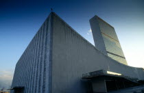 USA, New York, New York City, Manhattan, Midtown East,  Exterior of the United Nations Building.
