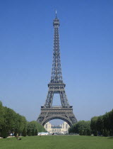 France, Ile de France, Paris, Eiffel Tower from the Parc du Champs de Mars.