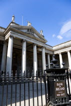 Ireland, County Dublin, Dublin City, The 18th Century Bank Of Ireland building in College Green at one time the Irish Houses of Parliament or Irish Parliament House the first purpose-built two-chamber...