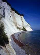 Denmark, Isle of Mon, Mons Klint, East facing chalk sea cliffs with flintstone beach.