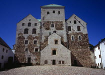 Finland, Turku-Pori, Turku, Inner courtyard of castle, originally a Swedish stronghold and dating from c.1280 it was damaged in World War II and underwent a fifteen year rebuild.