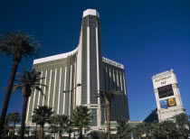 USA, Nevada, Las Vegas, Mandalay Bay hotel and casino on Las Vegas boulevard south.