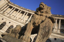 Austria, Vienna, Leonine statue in front of the Hofburg Palace.