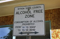 Australia, New South Wales, Byron Bay, Alcohol free zone sign.