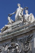 Portugal, Estremadura, Lisbon,Triumph Arch in Praca do Comercio.