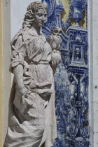 Portugal, Estremadura, Lisbon, Statue & azulejo in Eduardo VII Park.