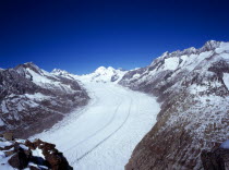 Switzerland, Valais, Aletsch Glacier, Grosser Aletschgletscher. View from Eggishorn towards peaks of from left to right Dreieckhorn Jungfrau Monch Trugberg Eiger and Wannenhorn.