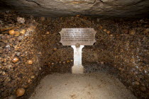 France, Ile de France, Paris, Denfert Rochereau, Skulls and bones in the Parisian underground catacombs.